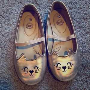 Cat flats
